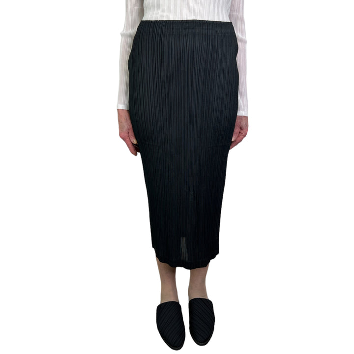 THICKER BOTTMS 1 SLIM SKIRT