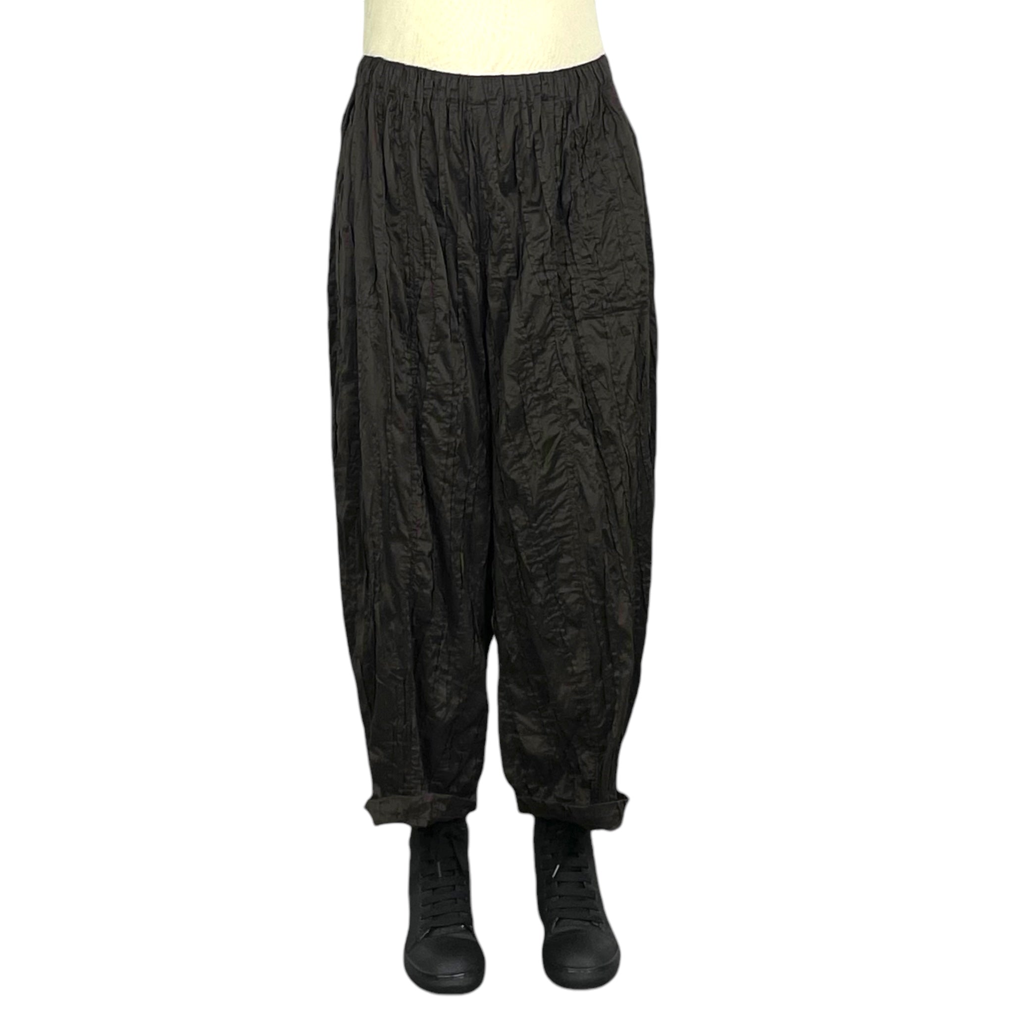 RANDOM TUCK BARREL PANT – MIO