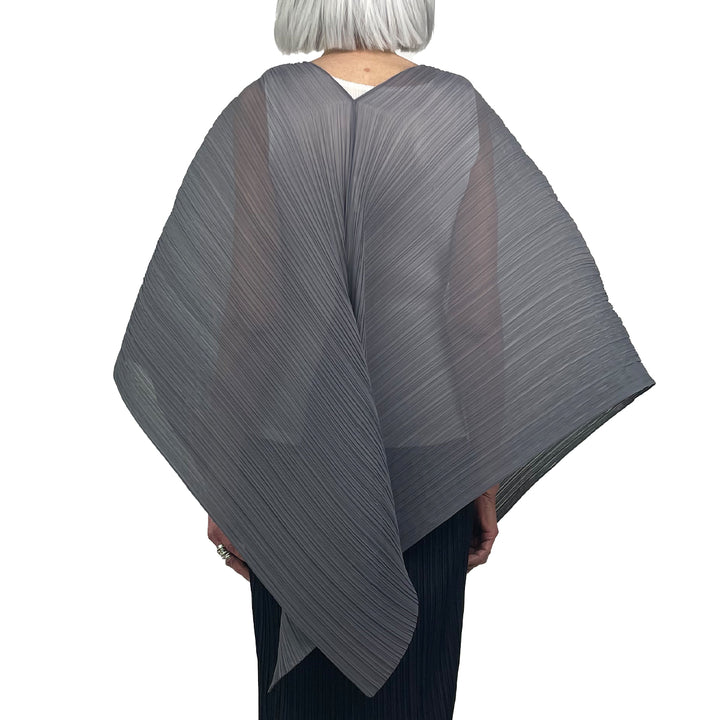 MADAME T BASIC PONCHO - SMALL