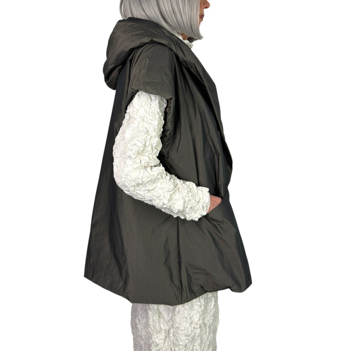 PADDED TAFFETA VEST W/HOOD