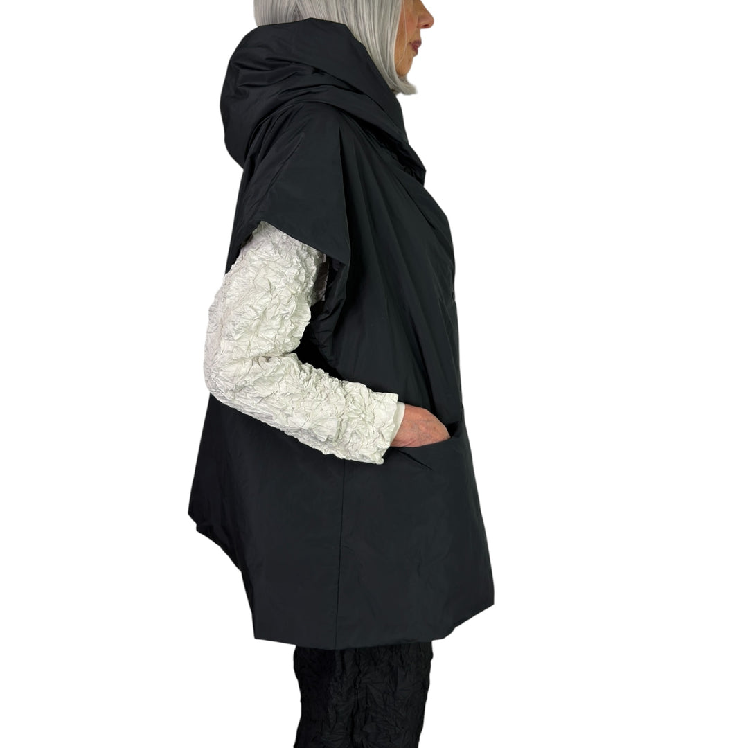 PADDED TAFFETA VEST W/HOOD