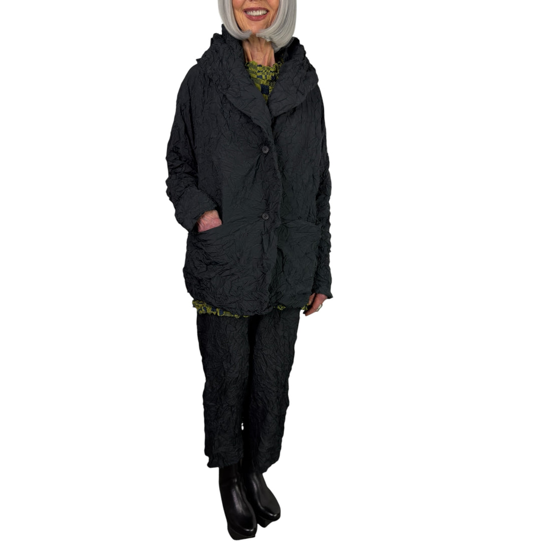 PADDED CRINKLE PLEAT JACKET W/HOOD