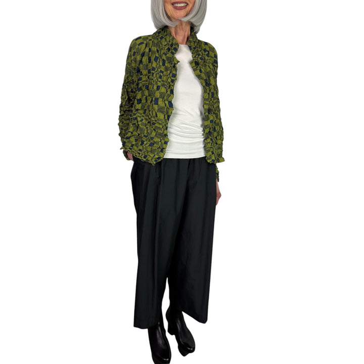 PRINTED CRINKLE PLEAT SHORT JACKET