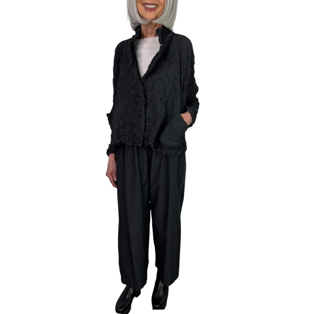 CRINKLE PLEAT SHORT JACKET
