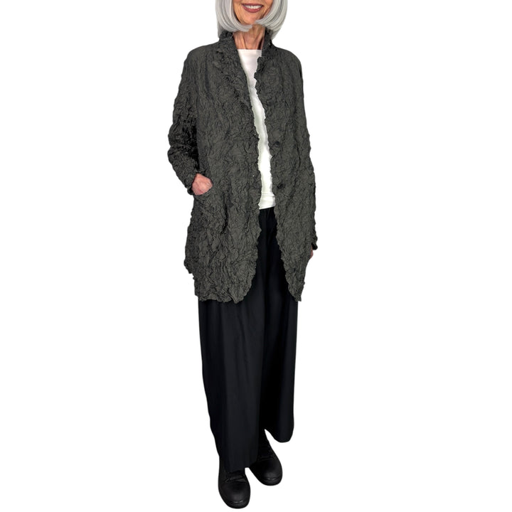 CRINKLE PLEAT 3-BUTTON LONG JACKET