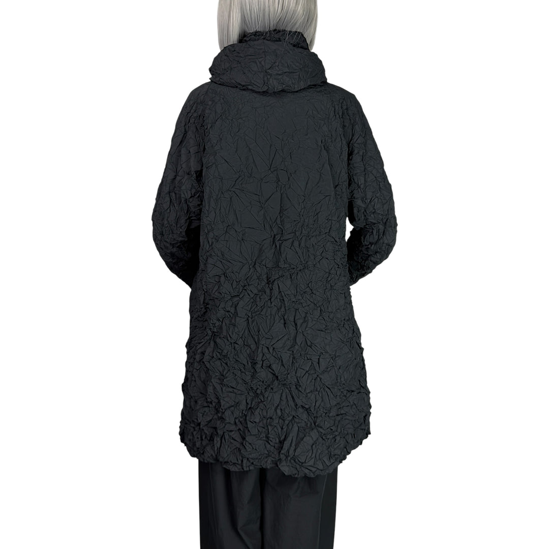 PADDED CRINKLE PLEAT COAT W/HOOD