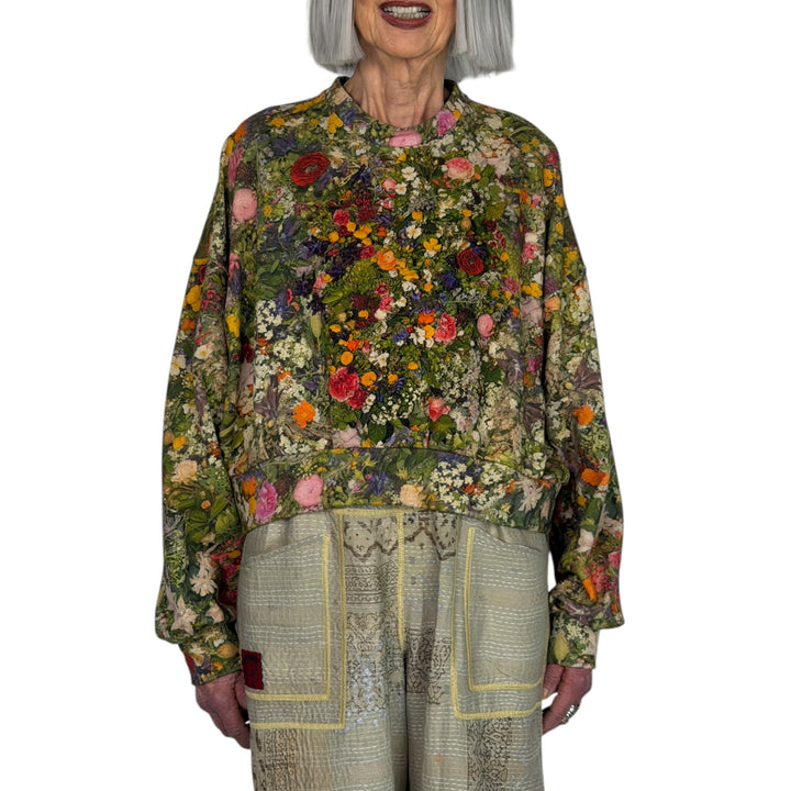 SMALL FLORAL PRINT SWEATSHIRT