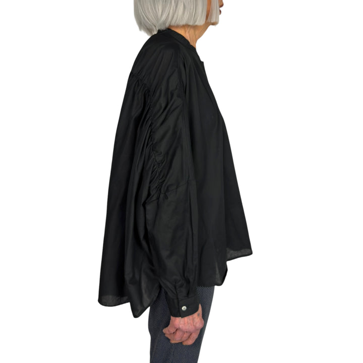 GATHERED BACK SHIRT