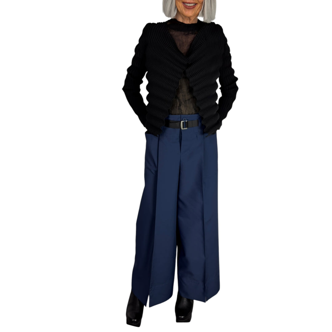 SPRING PLEAT CARDIGAN