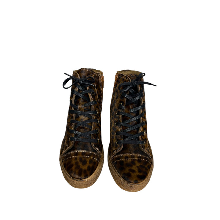 LEOPARD PRINT HI-TOP SNEAKERS