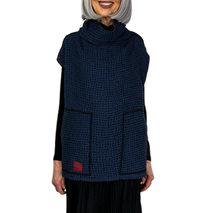 WAFFLE FUNNEL NECK VEST