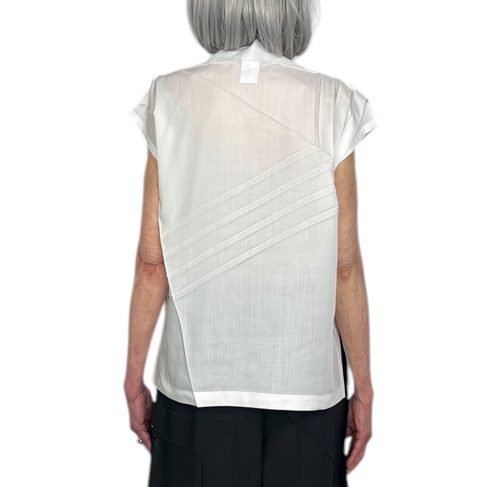 132 5. Issey Miyake – MIO