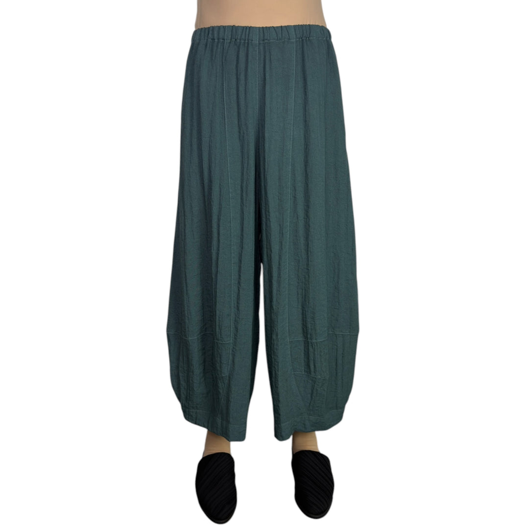 TRAVEL CRINKLE TUCKED HEM PANT