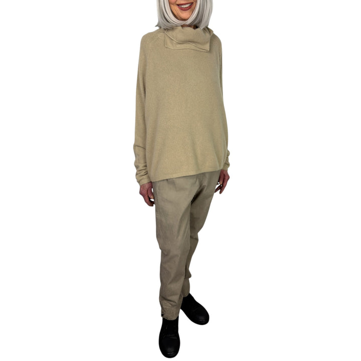 HI-NECK RACCOON SWEATER