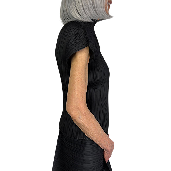 MC : CAP SLEEVE TOP