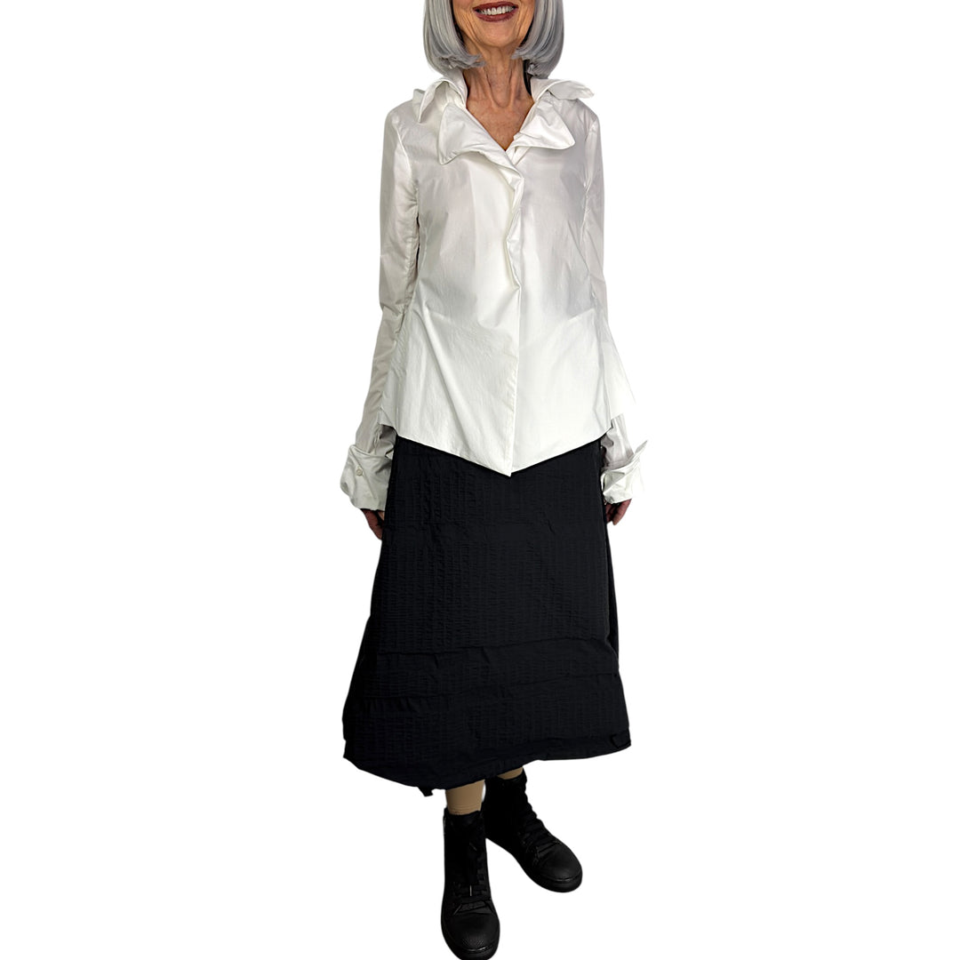 BLOUSE W/FLEXIBLE WIRE