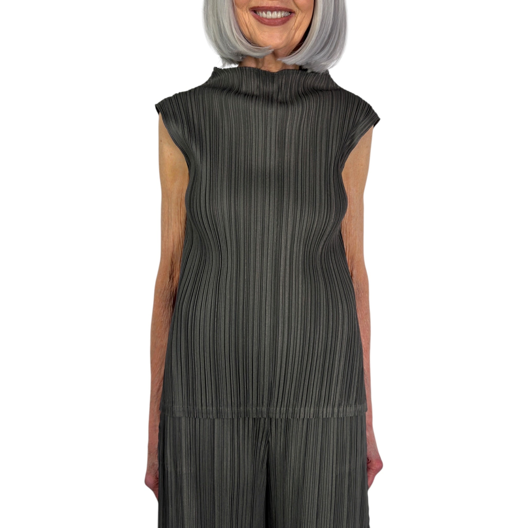 Pleats Please Issey Miyake – MIO