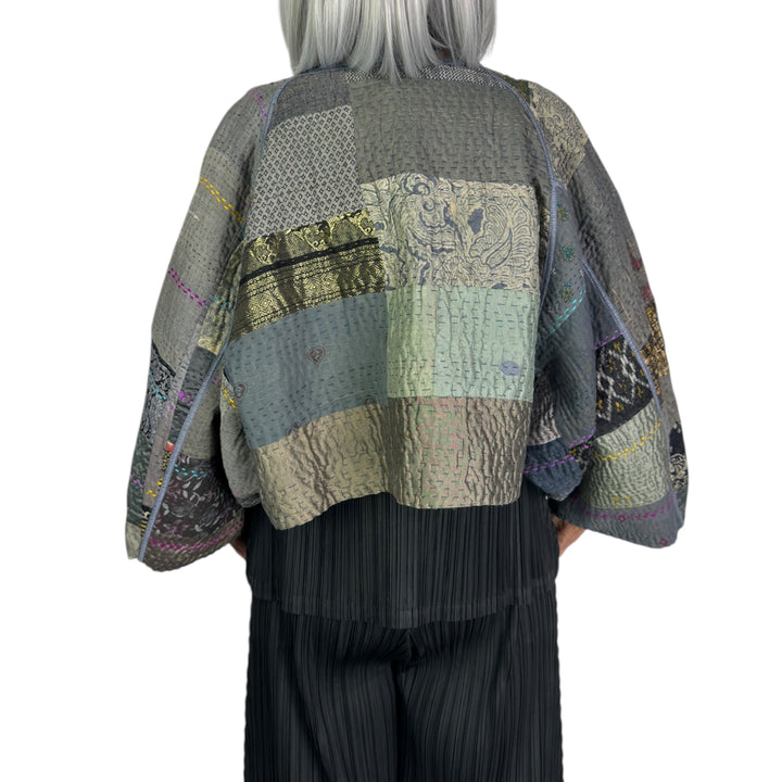 JEWEL WOVEN PATCH PUFF SLEEVE SHRUG