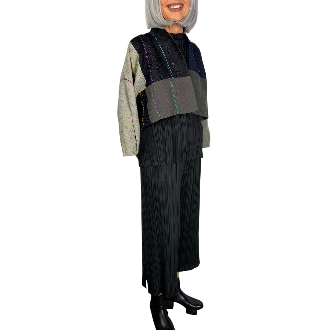 JEWEL WOVEN PATCH PUFF SLEEVE SHRUG