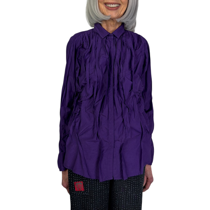 WAVY TUCK SHIRT
