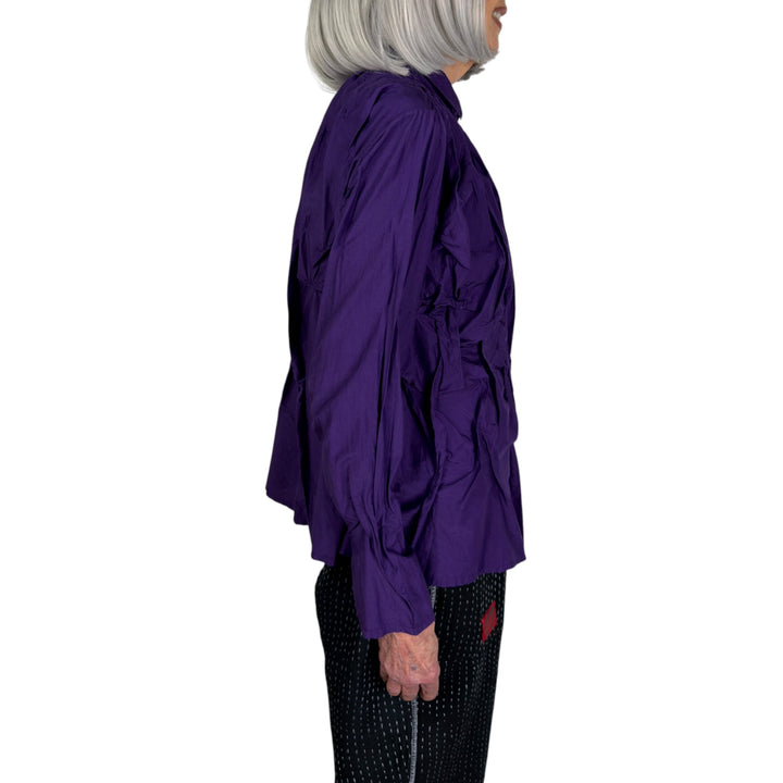 WAVY TUCK SHIRT