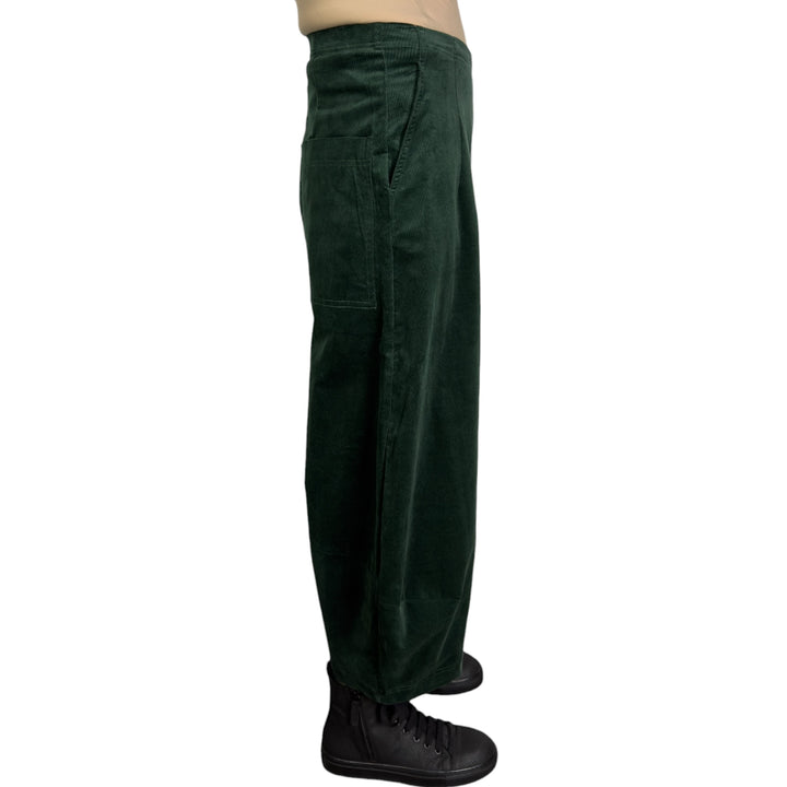 BRUSHED CORDUROY CURVED LEG PANT