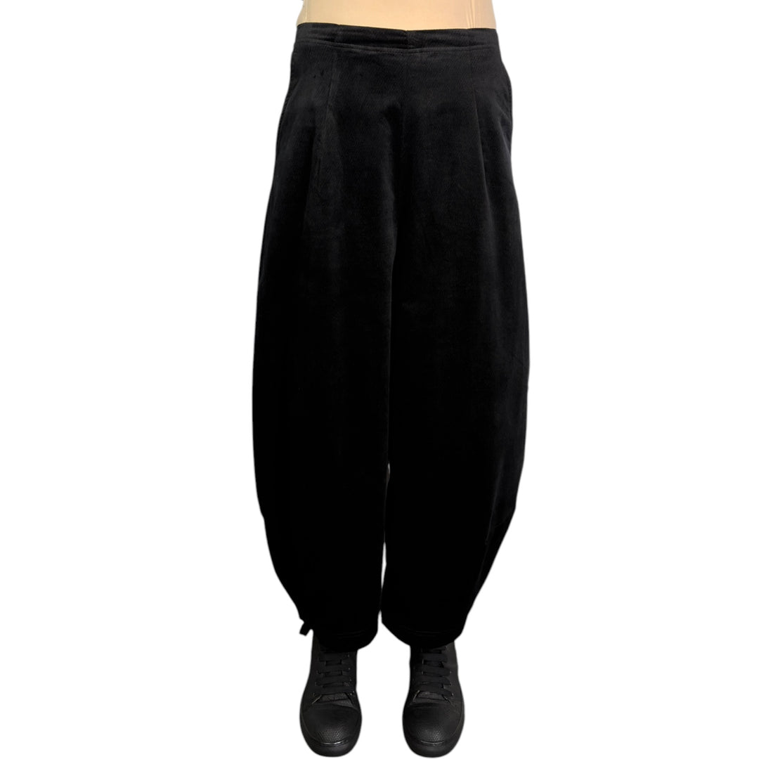 BRUSHED CORDUROY CURVED LEG PANT