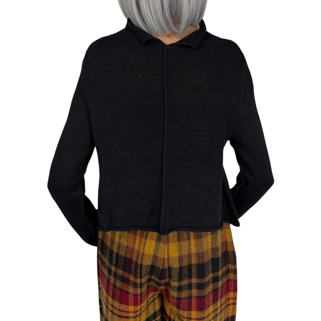 SHORT BUTTON CARDIGAN
