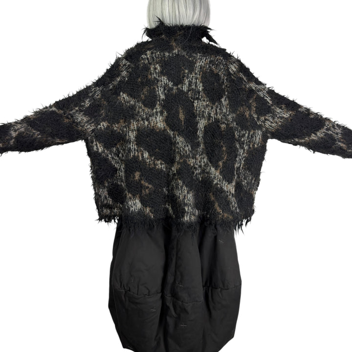 LEOPARD KNIT CROP SWEATER