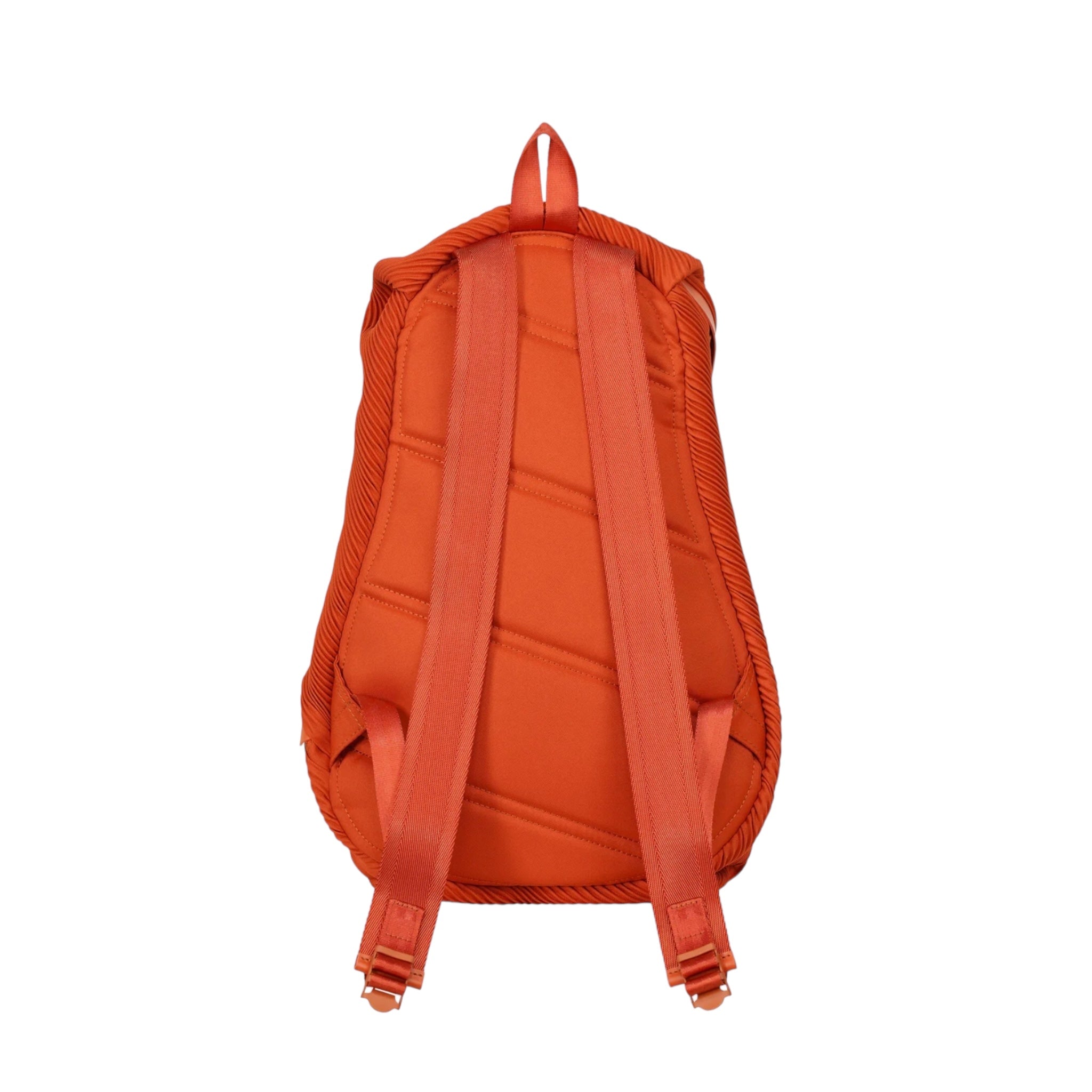 ISSEY MIYAKE BIAS PLEATS BACKPACK 新品未使用 BIAS PLEATS BACKPACK – ISSEY MIYAKE ONLINE STORE