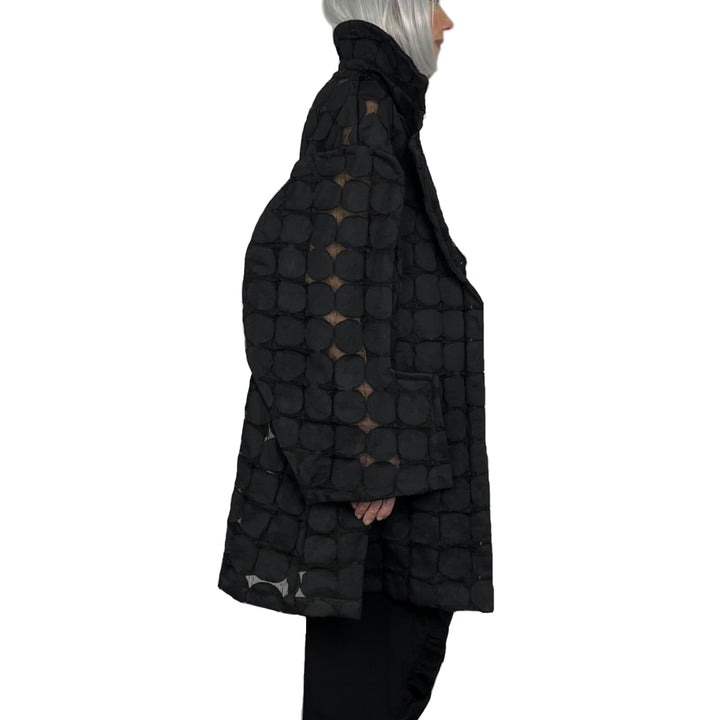 TEXTURED CIRCLES COAT