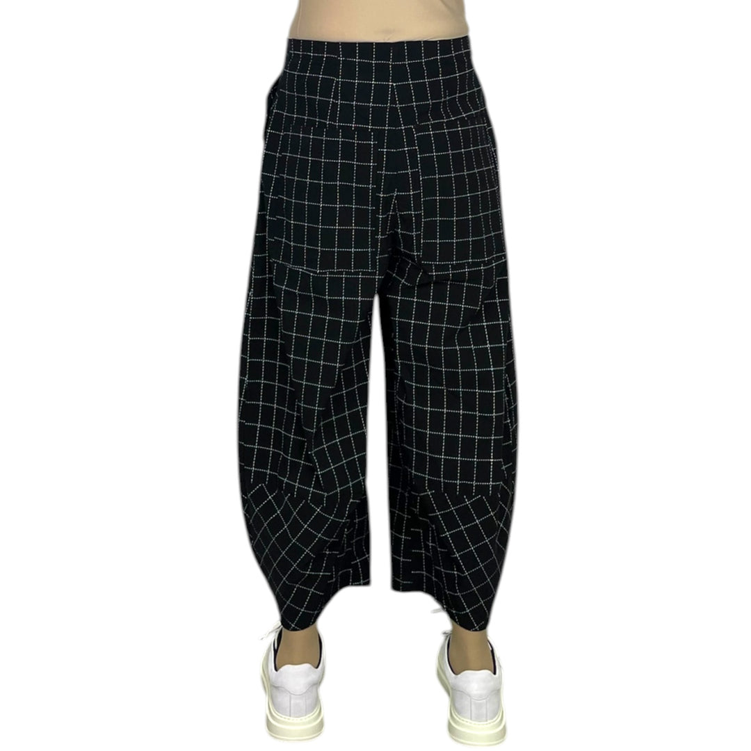 CHECK PRINT CURVED LEG PANT