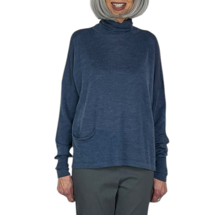 FINE GAUGE TURTLENECK