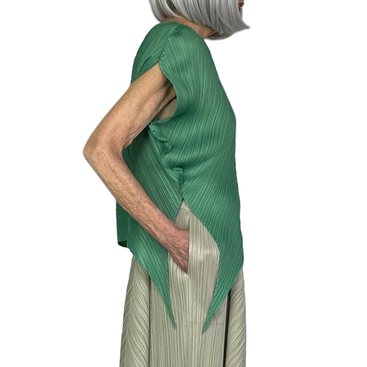 LEAF ASYMMETRIC TOP