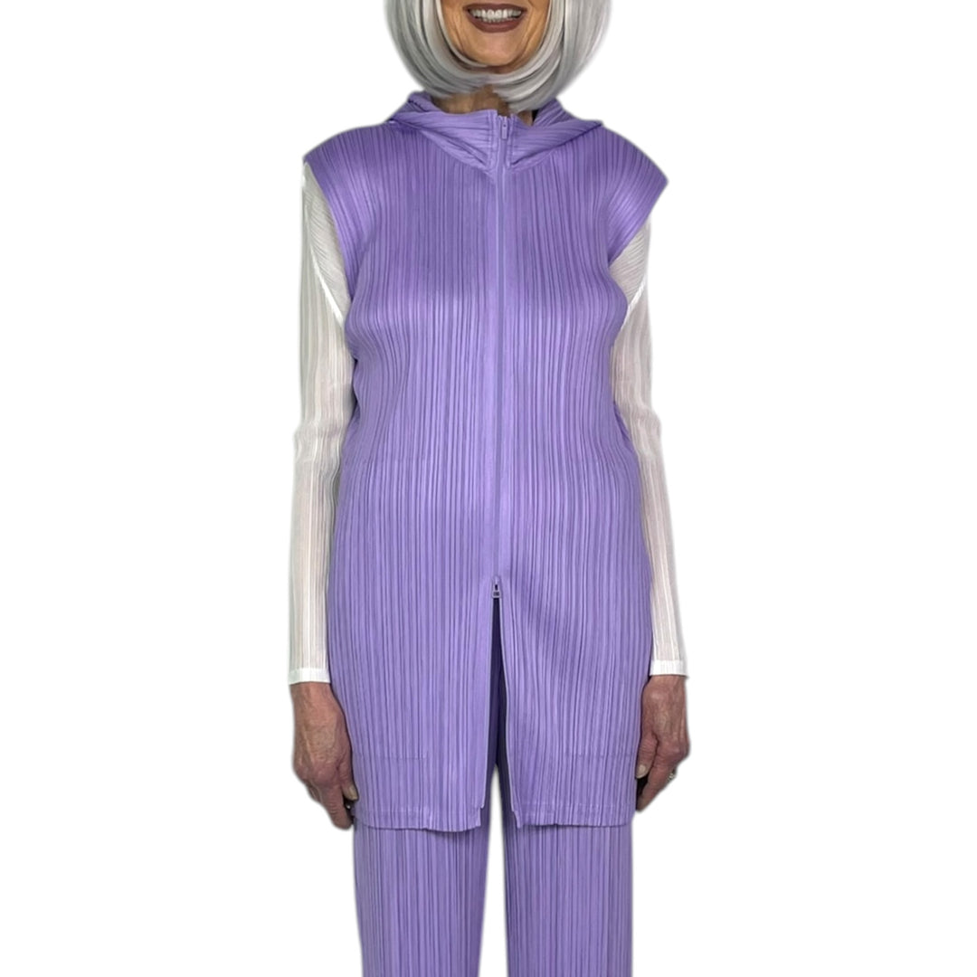 MC : APRIL ZIP FRONT HOODED VEST
