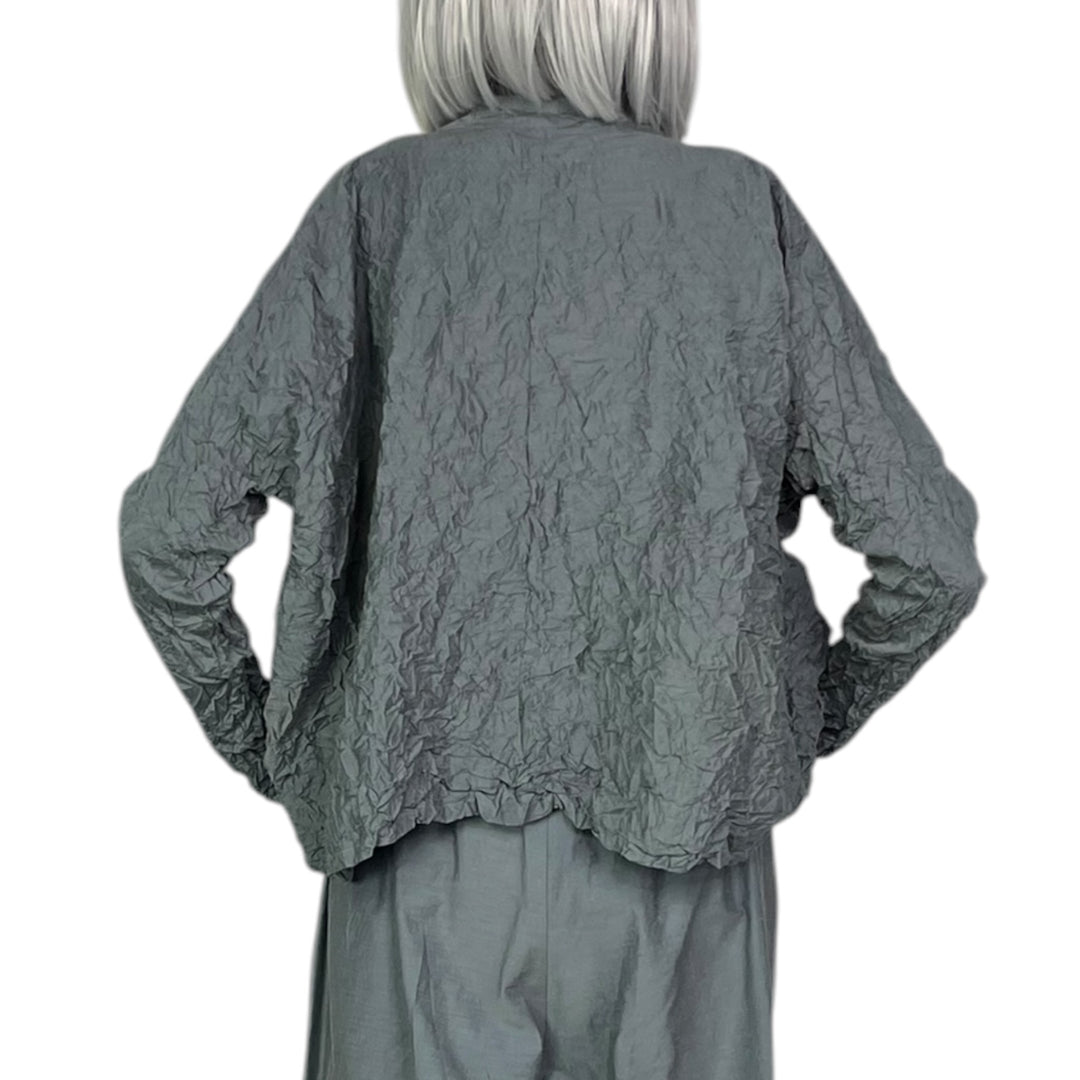 NANACO CRINKLE PLEAT SHORT JACKET
