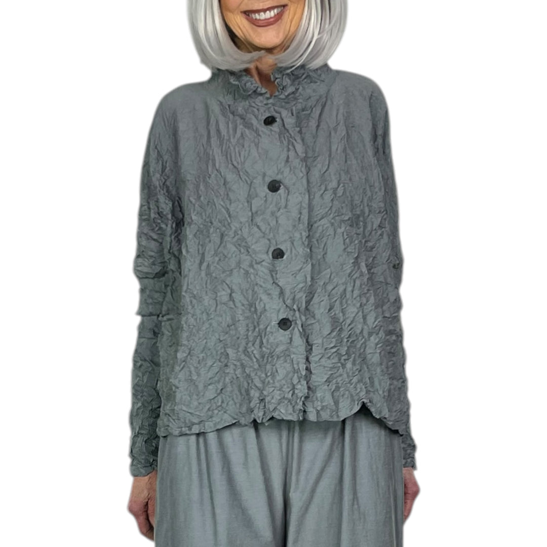 NANACO CRINKLE PLEAT SHORT JACKET