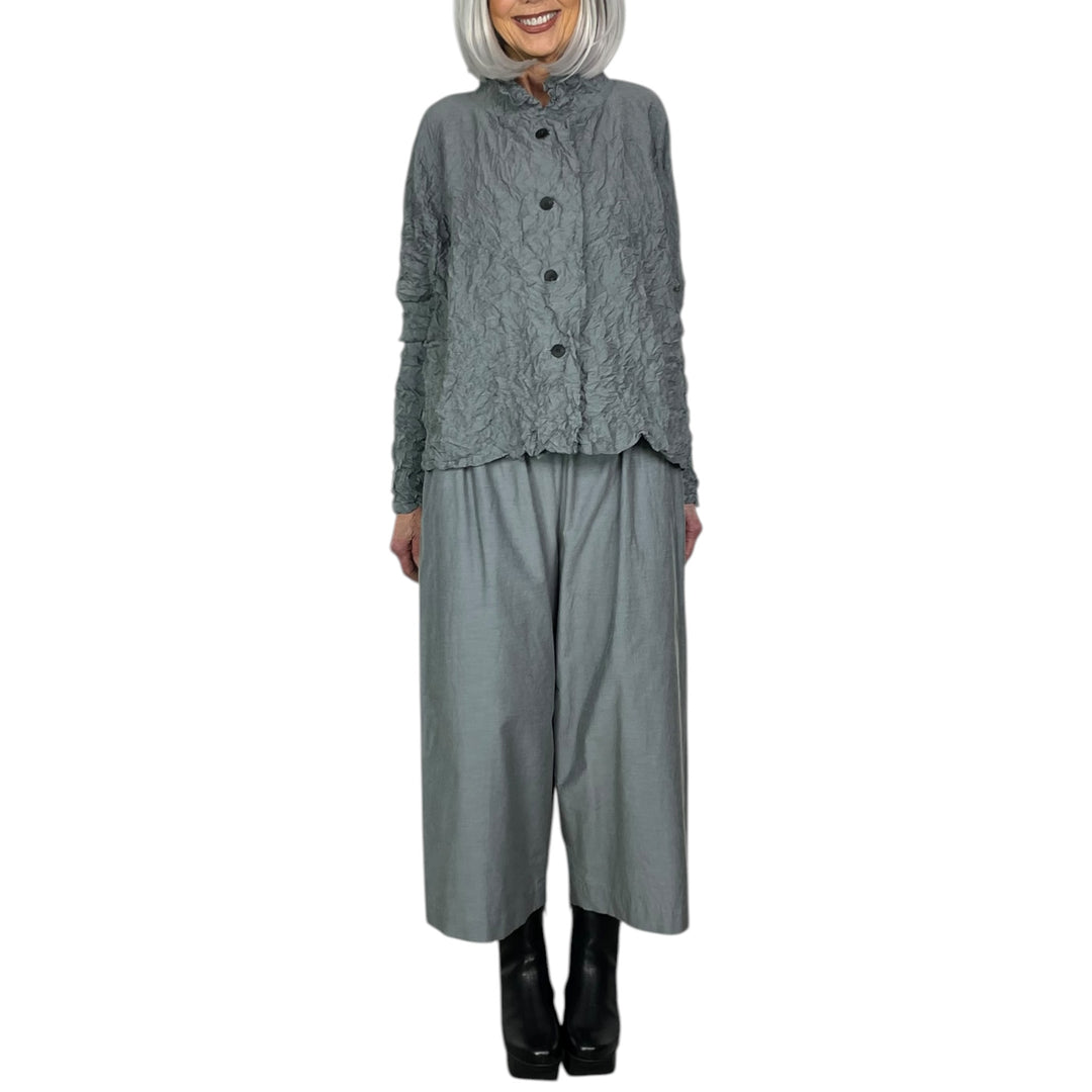 NANACO CRINKLE PLEAT SHORT JACKET