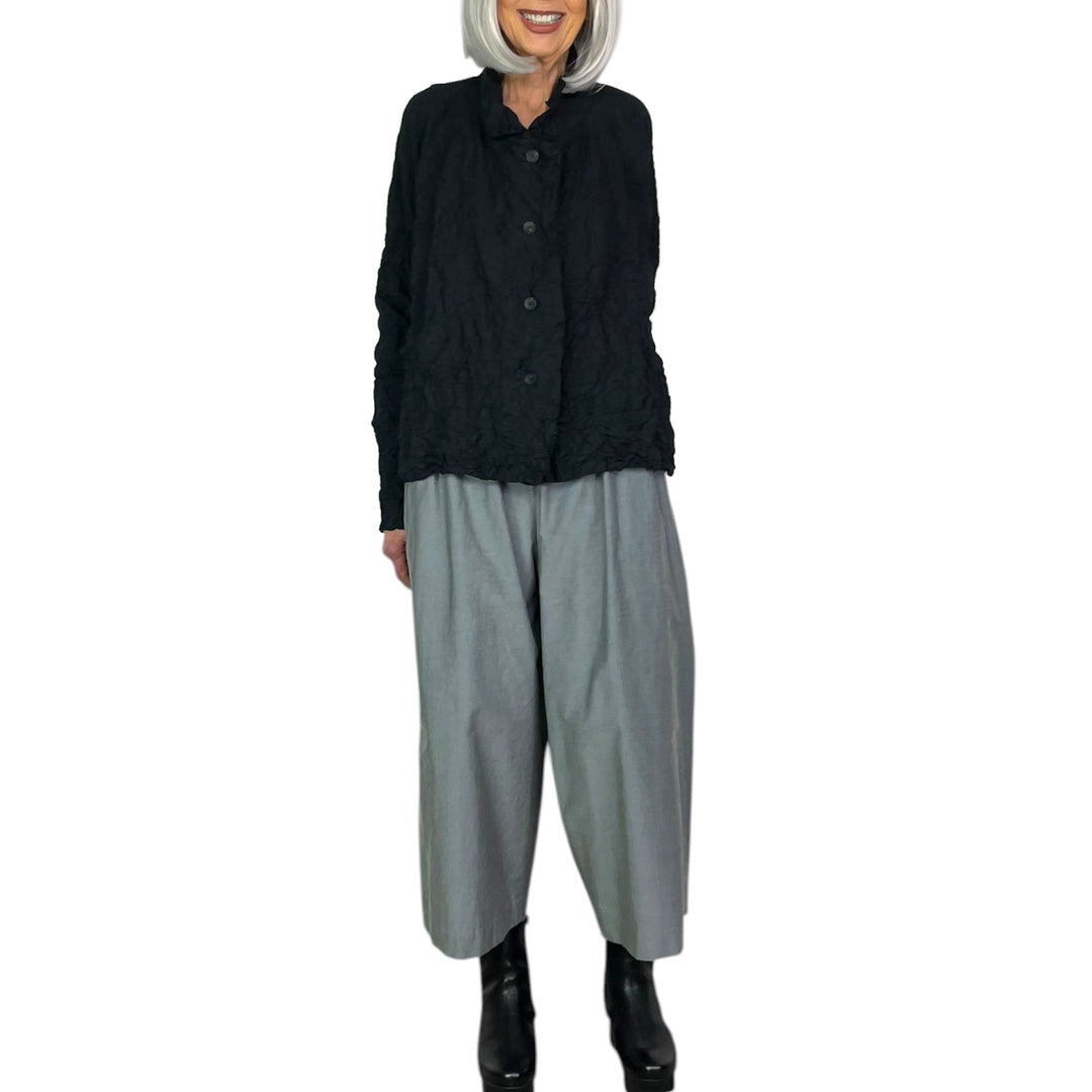 NANACO CRINKLE PLEAT SHORT JACKET