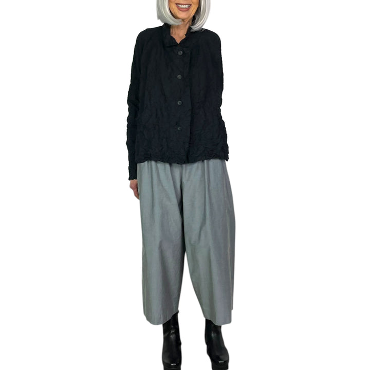 NANACO CRINKLE PLEAT SHORT JACKET
