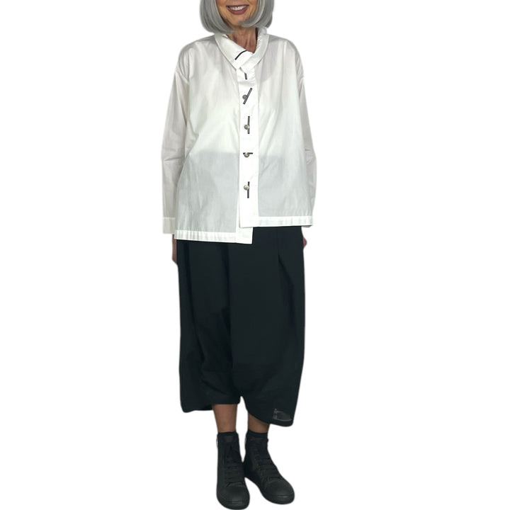 EMBROIDERED BUTTON HOLE SHIRT