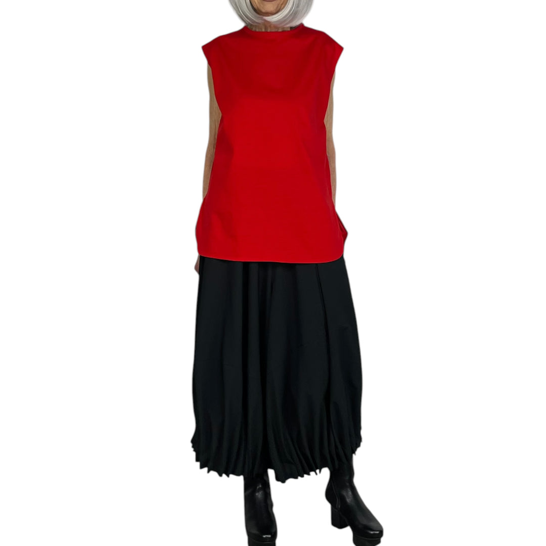 SLEEVELESS CREW NECK T-SHIRT