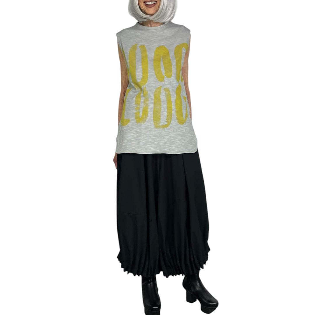 GRAPHIC PRINT SLEEVELESS T-SHIRT