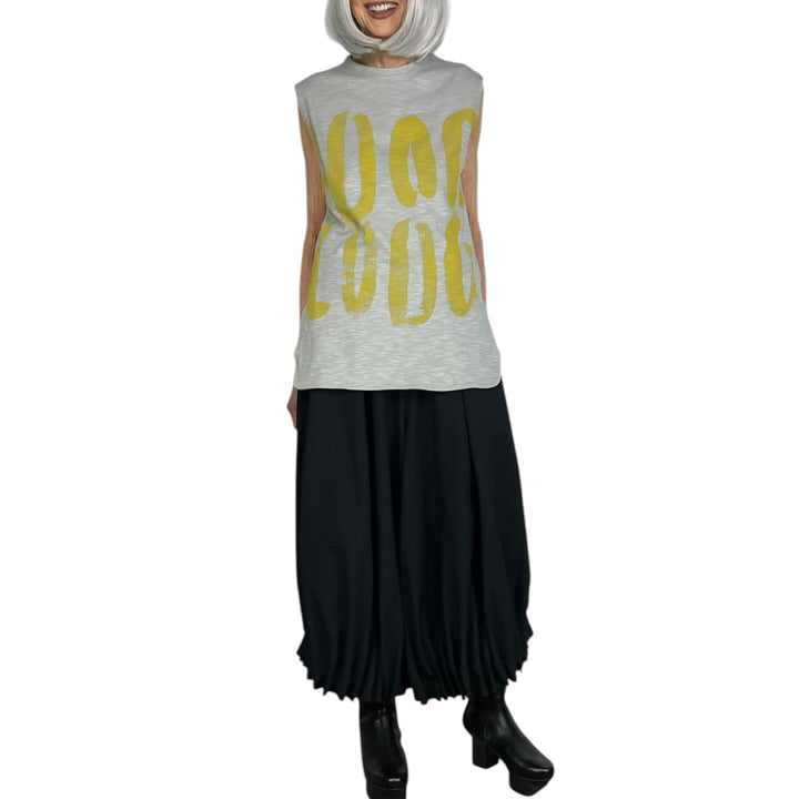 GRAPHIC PRINT SLEEVELESS T-SHIRT