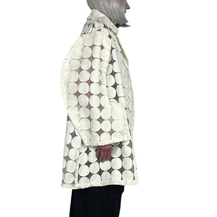 TEXTURED CIRCLES COAT