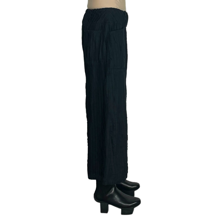 RIPPLE TUCK WIDE LEG PANT