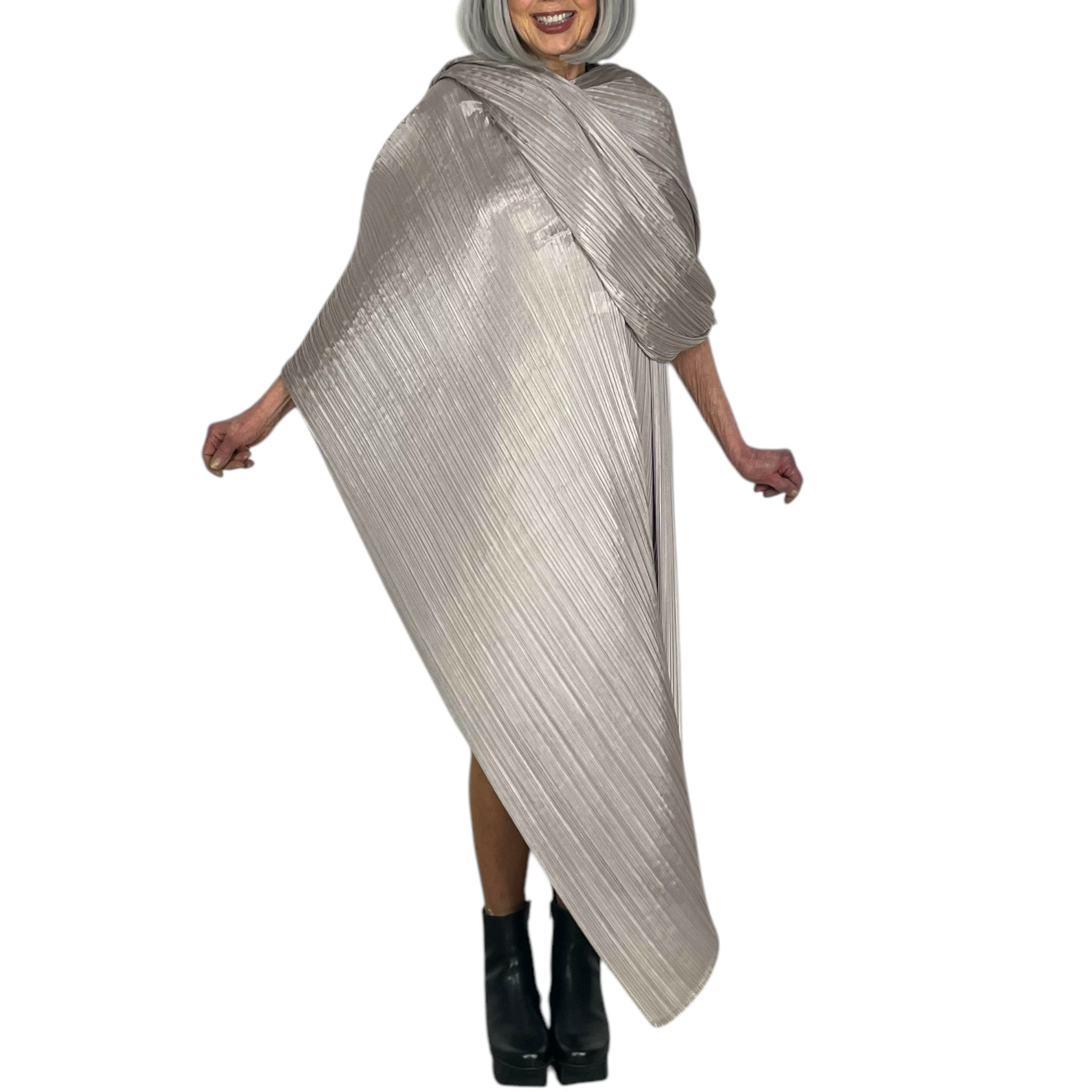 COLORFUL MADAME-T SHAWL – MIO