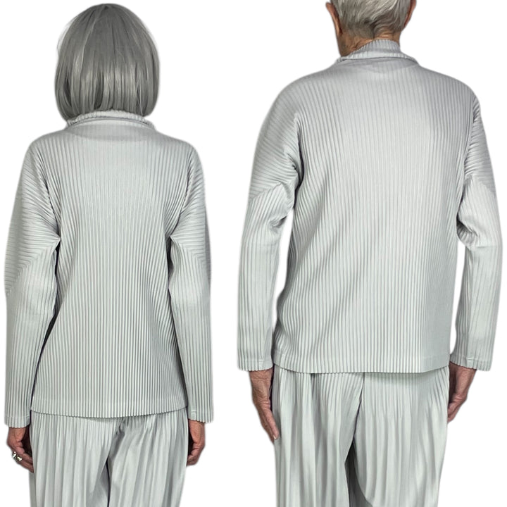 BASICS TURTLENECK TOP