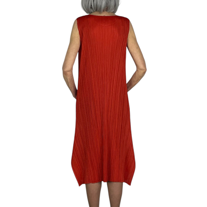 MC COLORS : JULY SLEEVELESS DRESS
