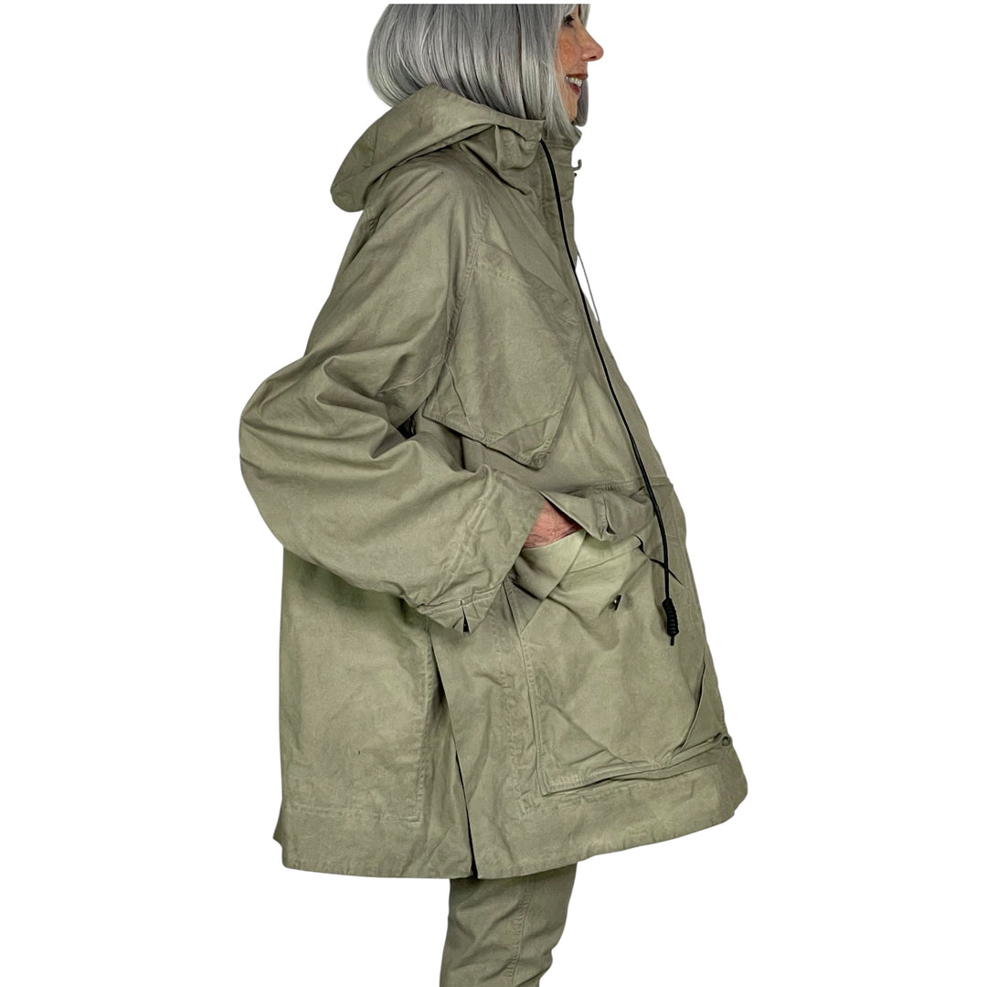 HOODED 4 POCKET JACKET